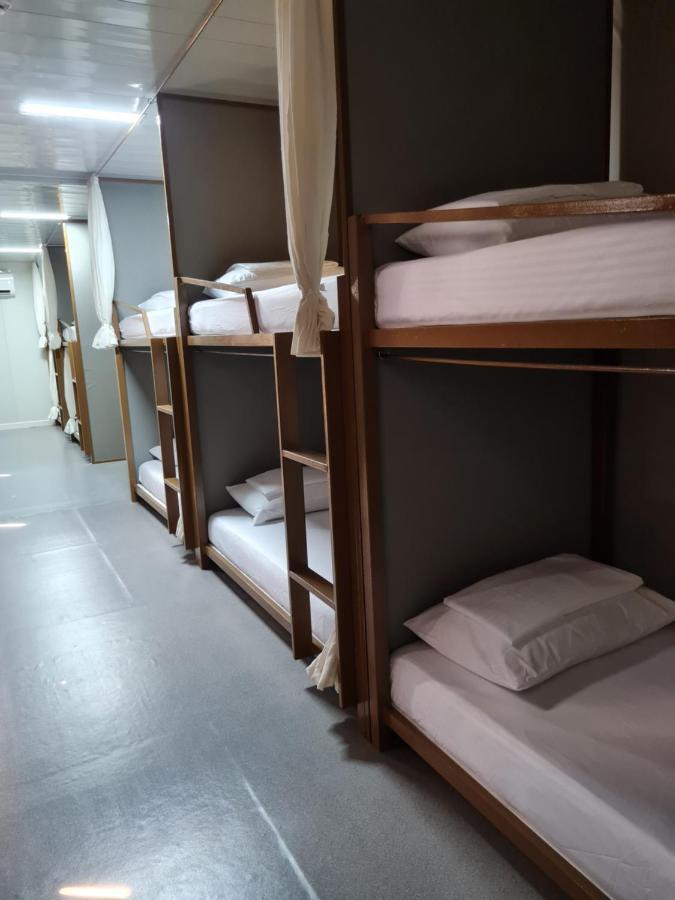 Ooni Hostel Moalboal Kültér fotó